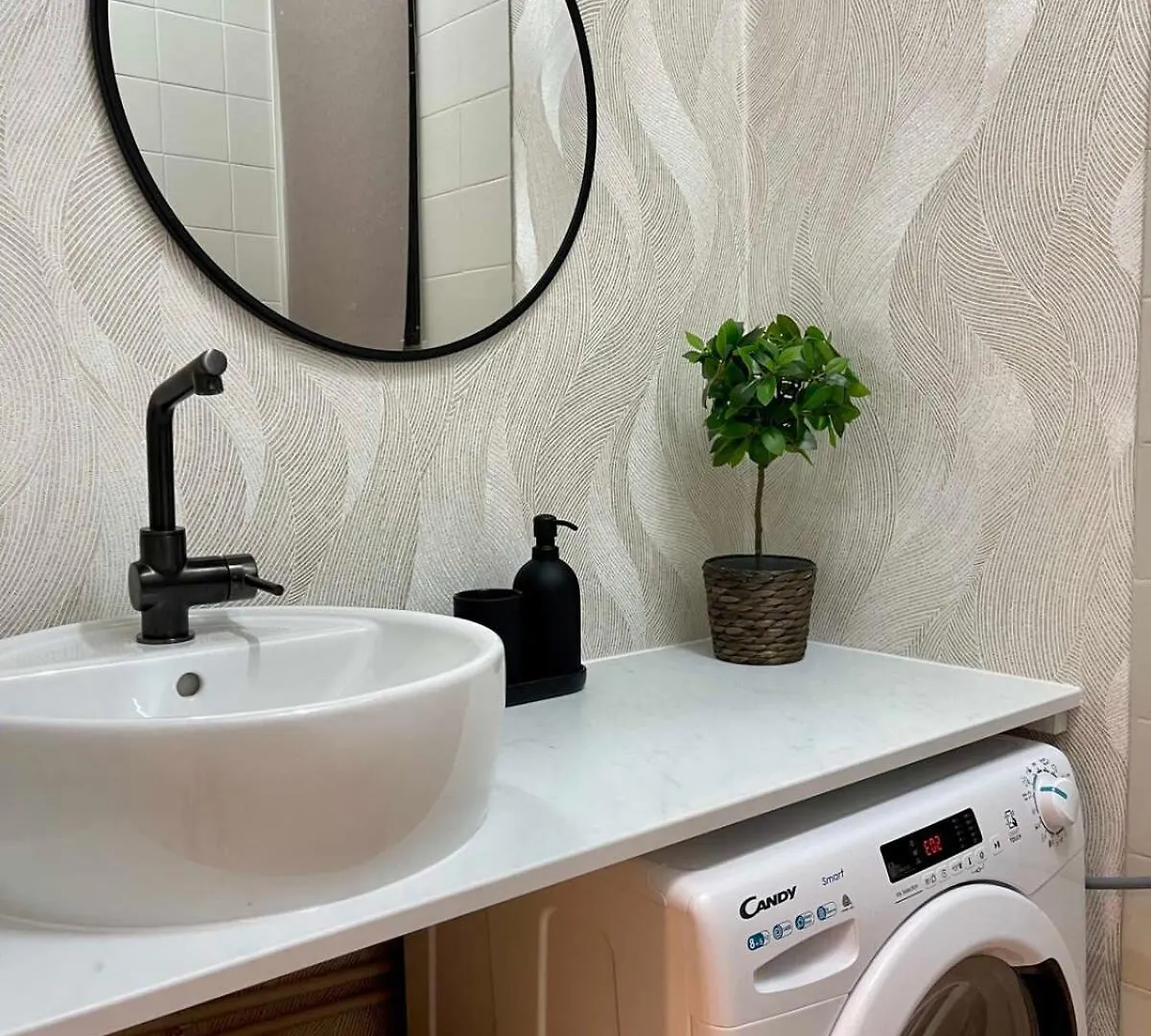 Poble Sec - Modern & Comfy 3 Bedrooms Barcelona Appartement