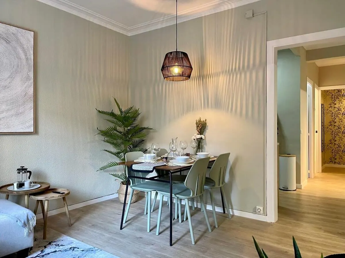 Apartment Poble Sec - Modern & Comfy 3 Bedrooms Barcelona Spain